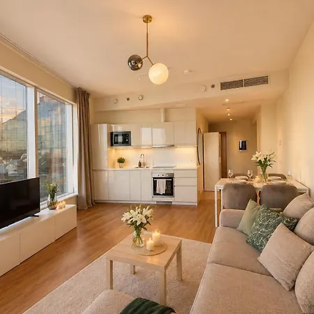 Panoramic Sea View -11th Floor טאלין